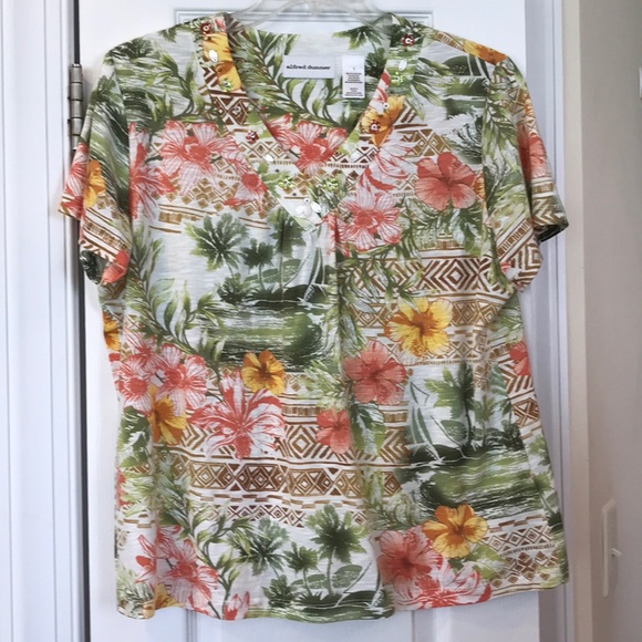 ALfRED DUNNER tropical print embellished top. EUC